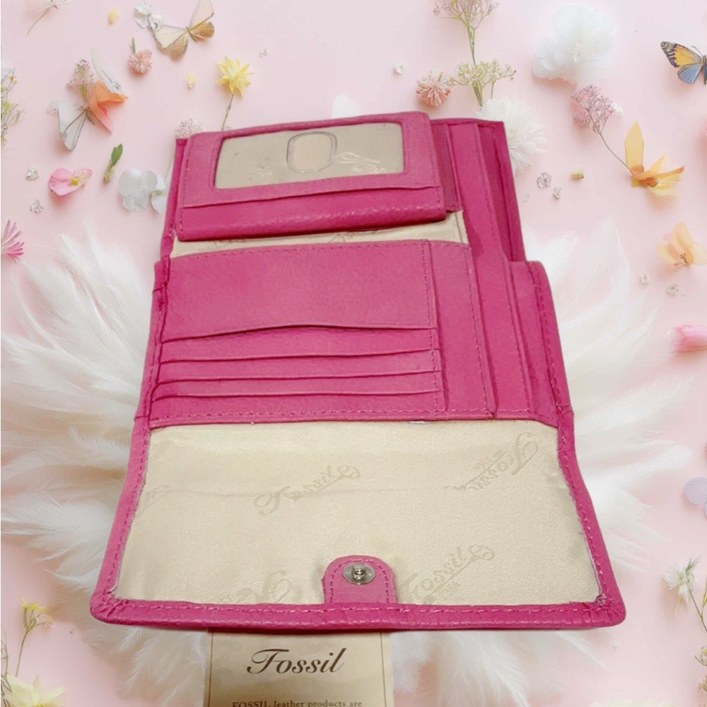 FOSSIL Pebbled Leather Trifold Pink Wallet - Picture 7 of 9